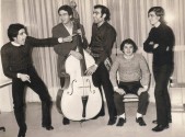 Οι Renaldi με τον μετέπειτα τραγουδιστή των Βορείων Σώτο Κυρκασιάδη