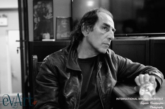 Η Ελένη Μολφέτα μιλά με το Βαγγέλη Μουρίκη στα πλαίσια του Διεθνούς Φεστιβάλ Κινηματογράφου «Γέφυρες»