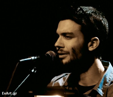 Ο Δημήτρης Μπάκουλης στο Ρυθμό Stage