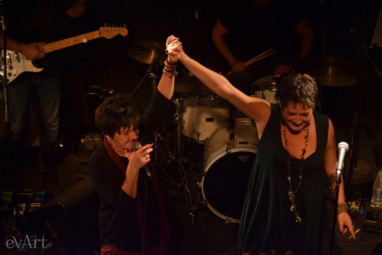 Φωτεινή Βελεσιώτου και Λιζέτα Καλημέρη στον Σταυρό του Νότου