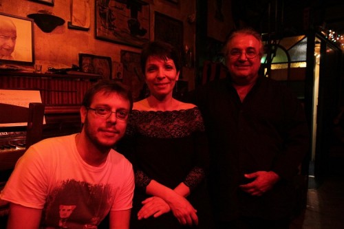 Κώστας Ζαριδάκης με Νίκη Γκουντούμη και Κώστα Ξυλά στην Απανεμιά 